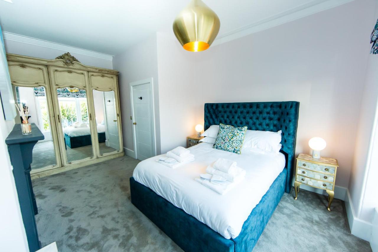 Rounton Villa By Maison Parfaite - Hot Tub - Sea Views - Parking Робин-Худс-Бей Экстерьер фото